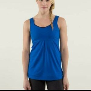 Lululemon run: tame me tank